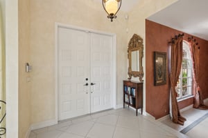 Montclaire Cir-005.jpg