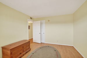  Photo 37