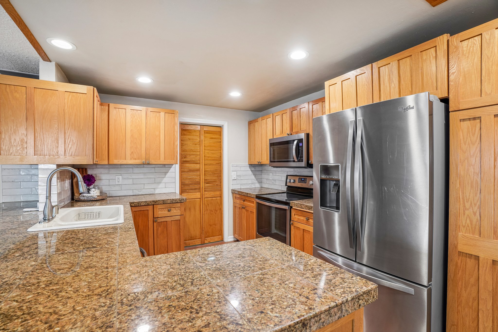 NE 157th St-S1510-047.jpg