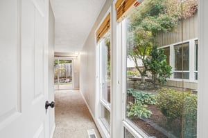 NE 157th St-S1510-025.jpg