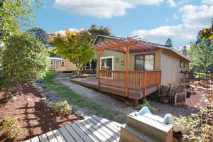 NE 157th St-S1510-055.jpg