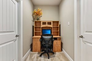 Windy Vane Dr-S2301-041.jpg