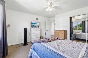 Aranda Dr-S1805-027.jpg