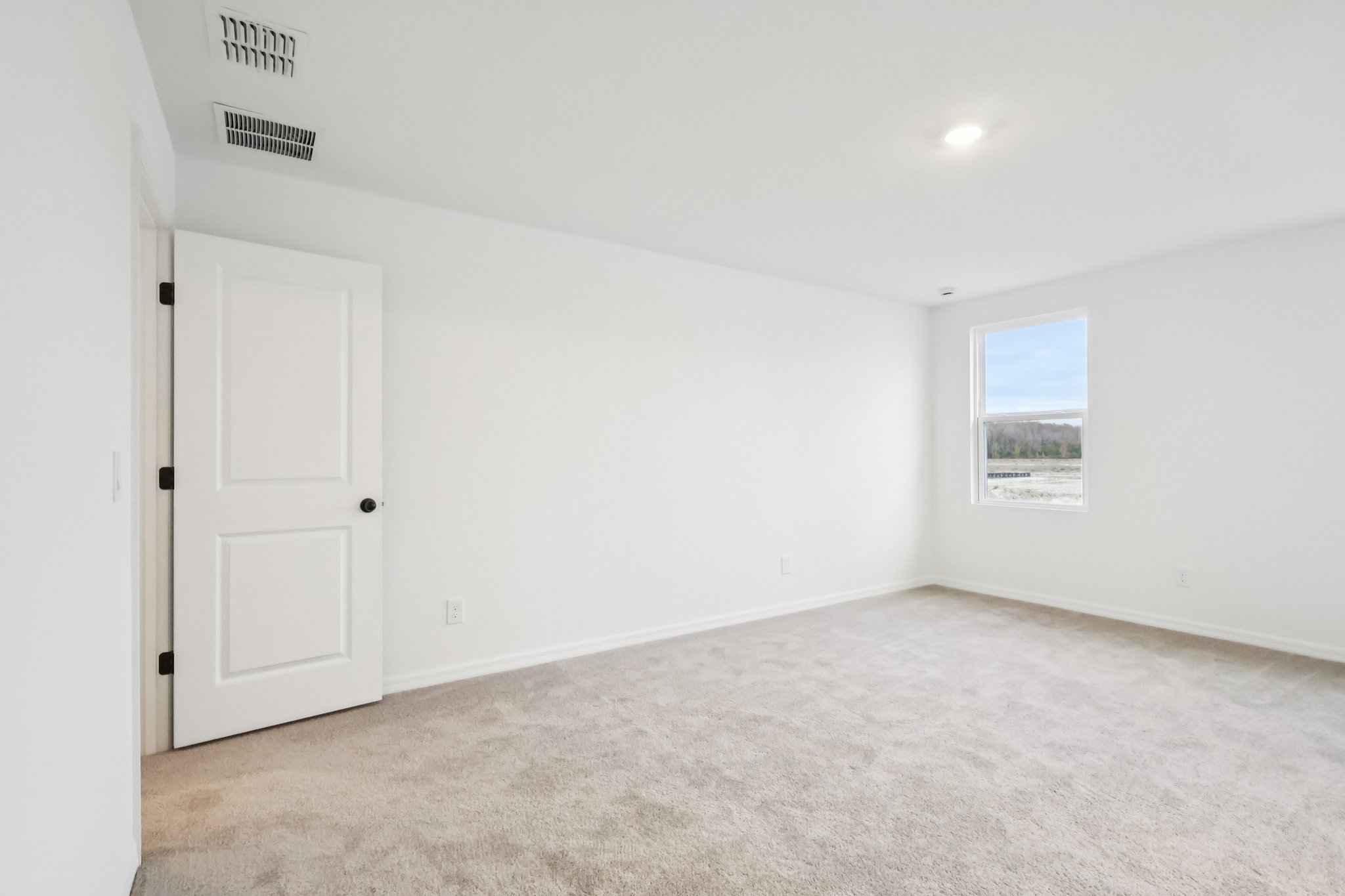 Broadwing St-S1401-029.jpg