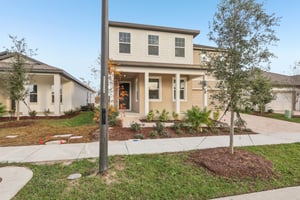 Broadwing St-S1401-001.jpg