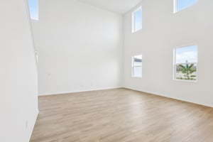 Broadwing St-S1401-009.jpg