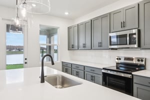 Broadwing St-S1401-017.jpg