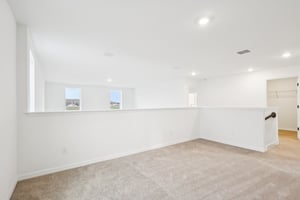 Broadwing St-S1401-021.jpg