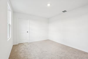 Broadwing St-S1401-024.jpg