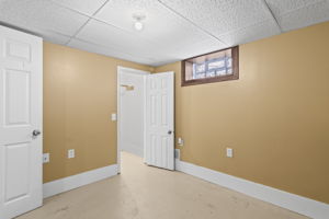 Bedroom/Office