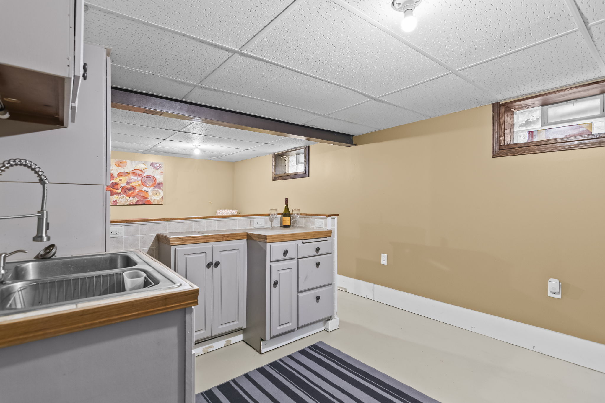 Wet Bar