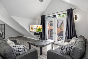  Photo 81