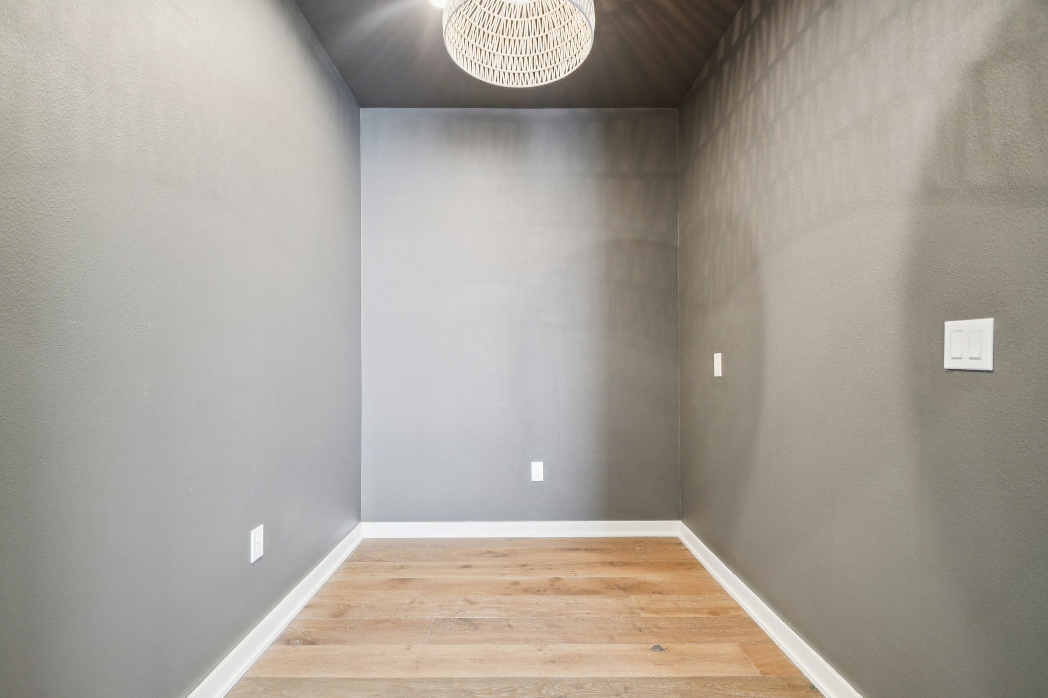 Watkins Way-S0404-020.jpg