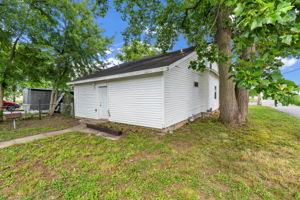  Photo 44
