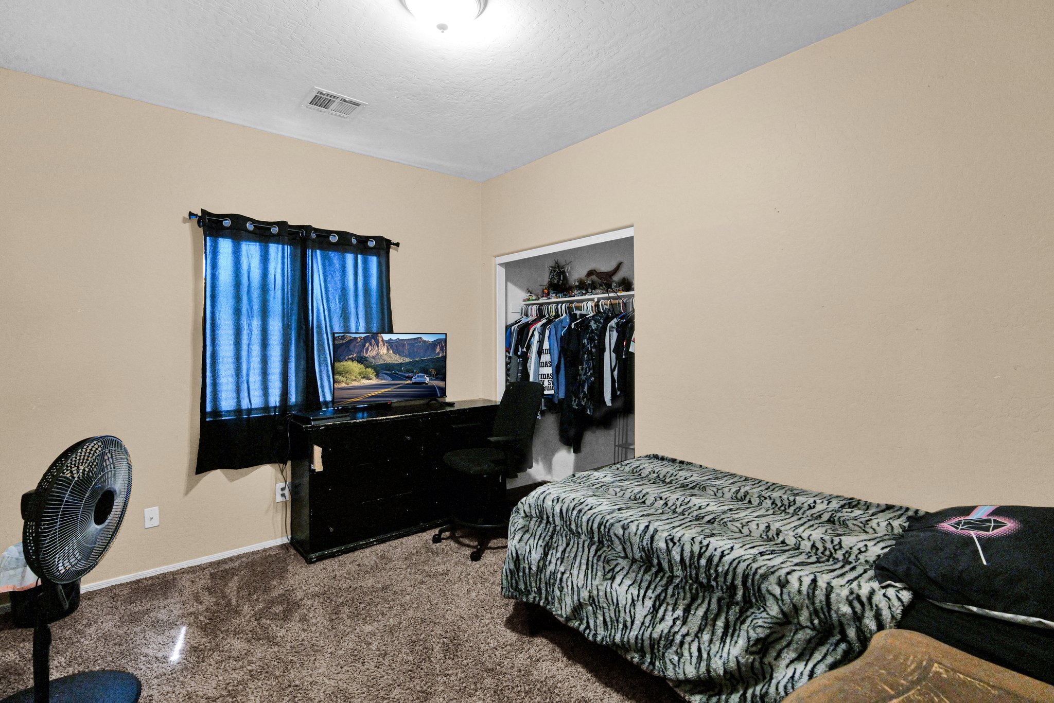  Photo 22
