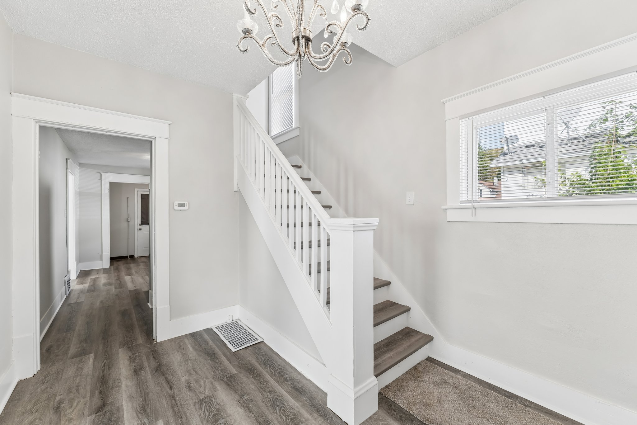 17th St NW-S0210-014.jpg