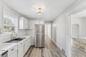 17th St NW-S0210-013.jpg