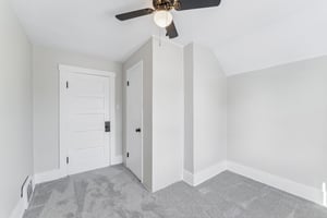 17th St NW-S0210-020.jpg