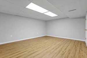  Photo 49