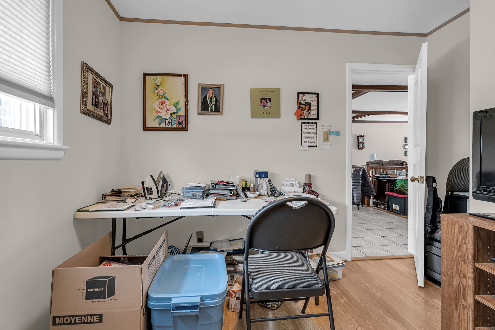  Photo 18