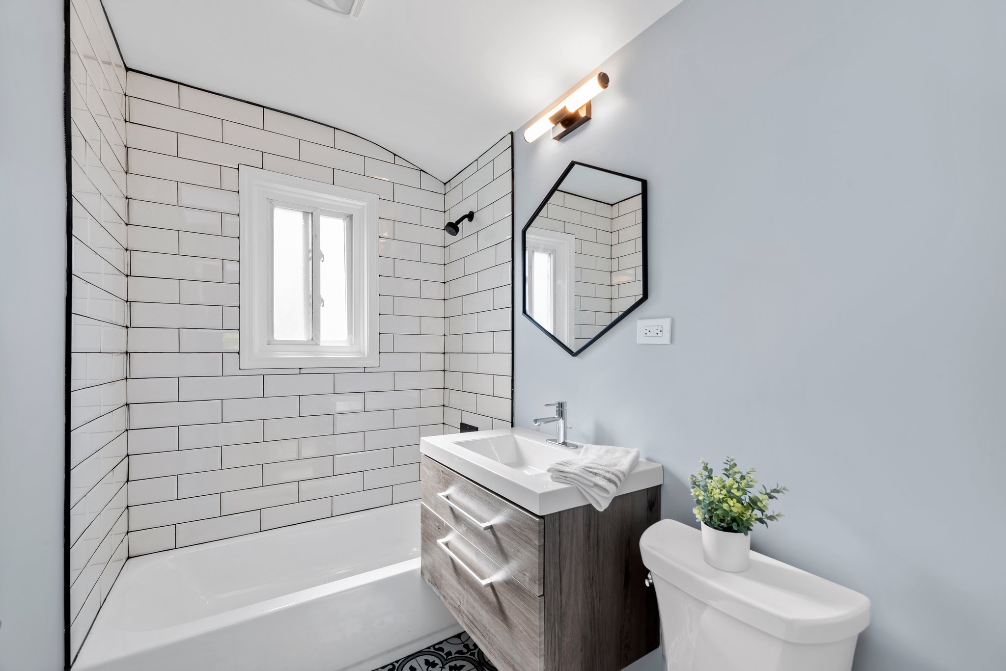 252 N Lombard Ave, Lombard, IL 60148, US Photo 13