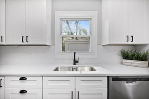 252 N Lombard Ave, Lombard, IL 60148, US Photo 7