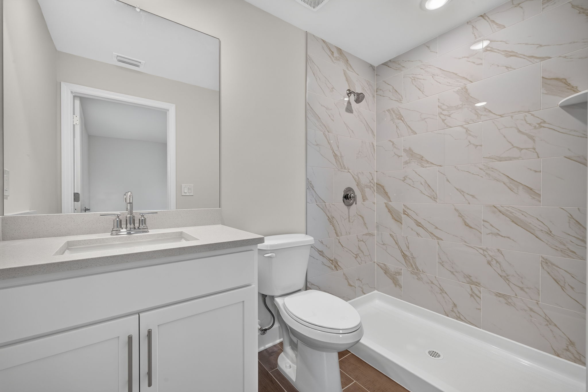 Guest Bathroom 2
