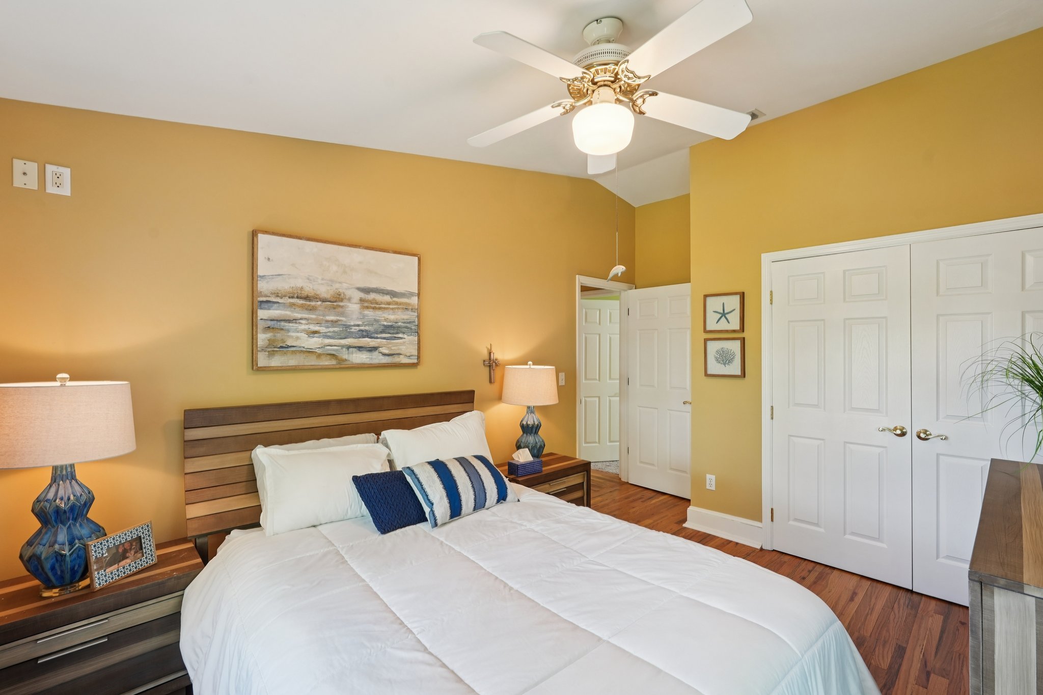 SE 20th Pl-S2103-028.jpg