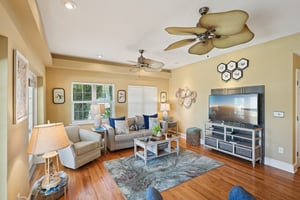 SE 20th Pl-S2103-018.jpg