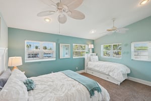 SE 20th Pl-S2103-029.jpg