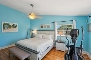 SE 20th Pl-S2103-035.jpg