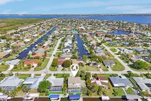 SE 20th Pl-S2103-055.jpg