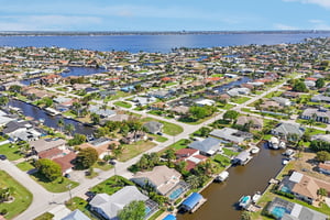 SE 20th Pl-S2103-056.jpg