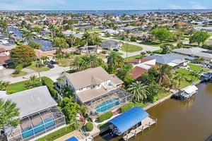 SE 20th Pl-S2103-059.jpg