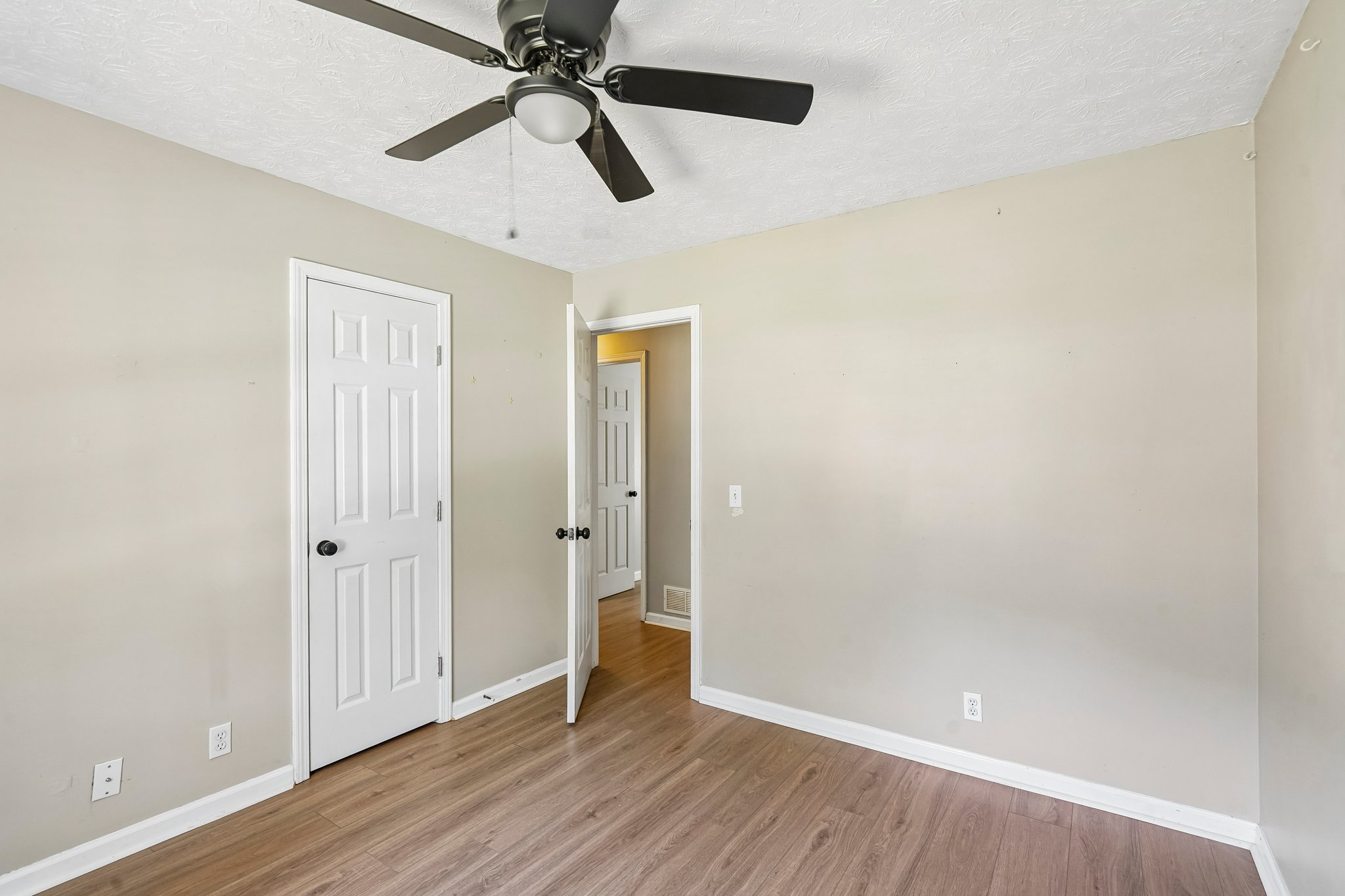Suncrest Ct-S2410-023.jpg