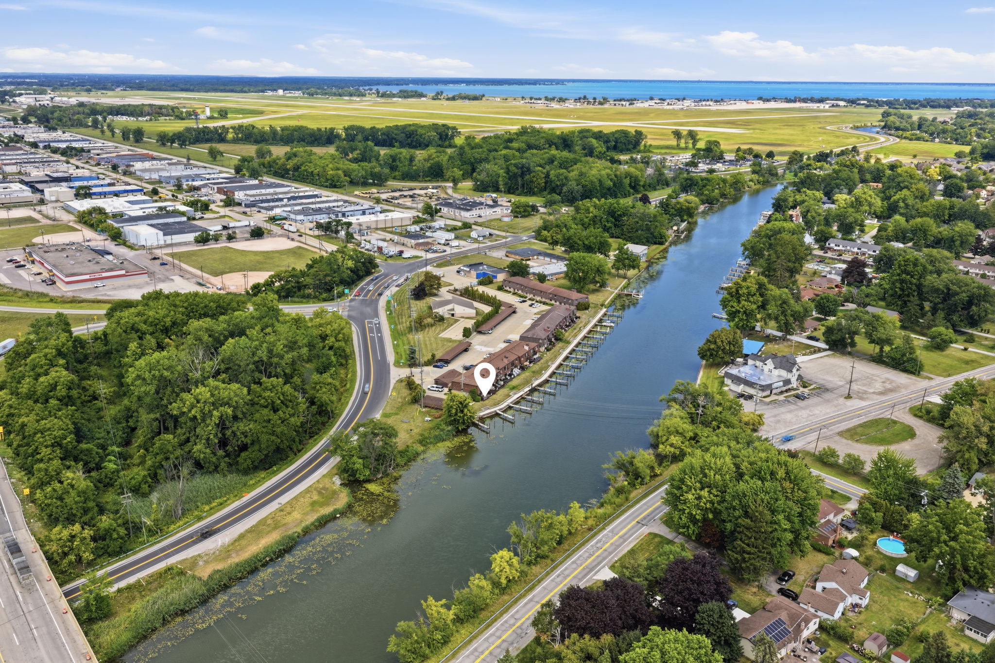  Photo 48