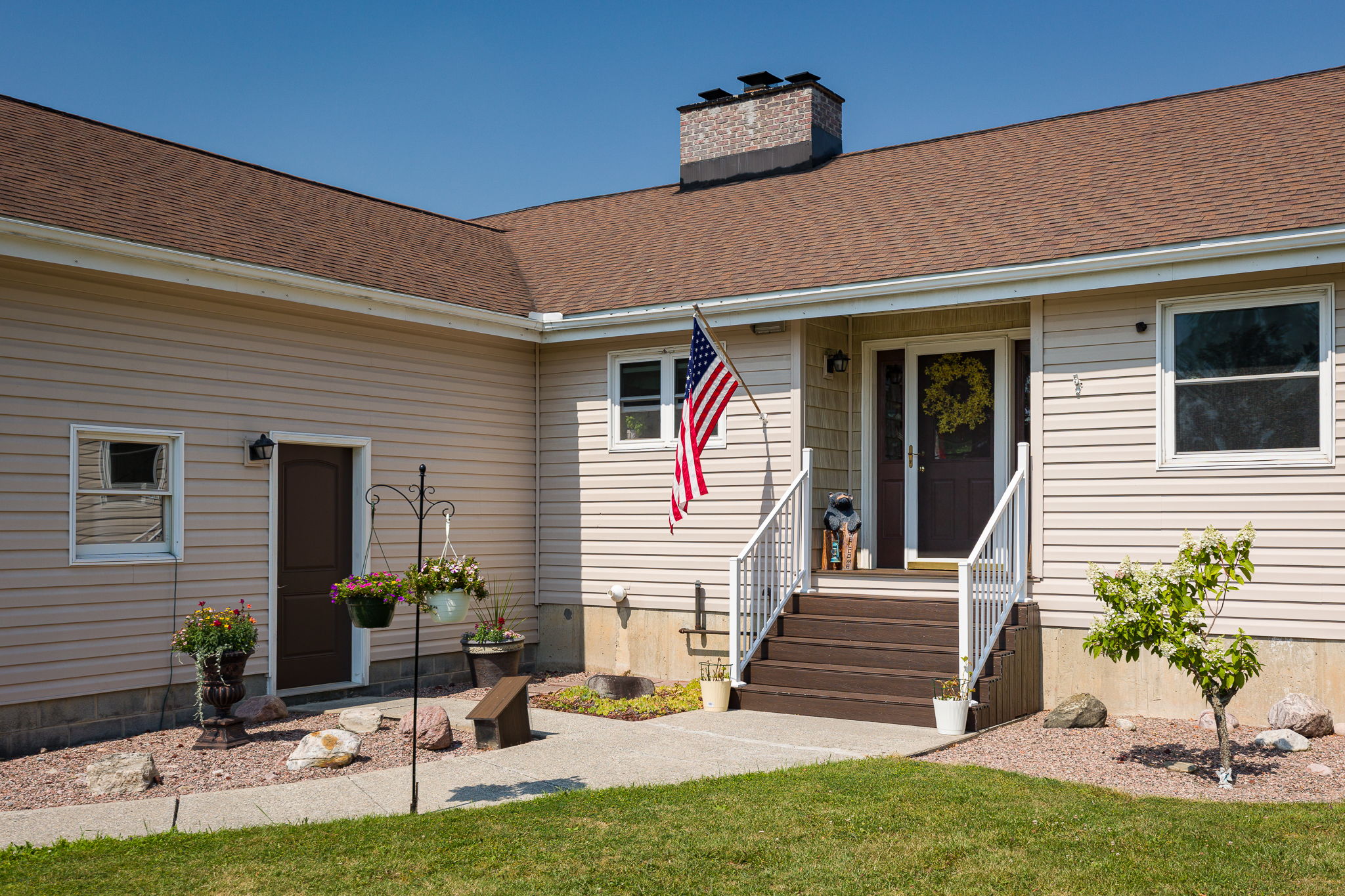 25201 NY 180-49