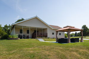 25201 NY 180-52