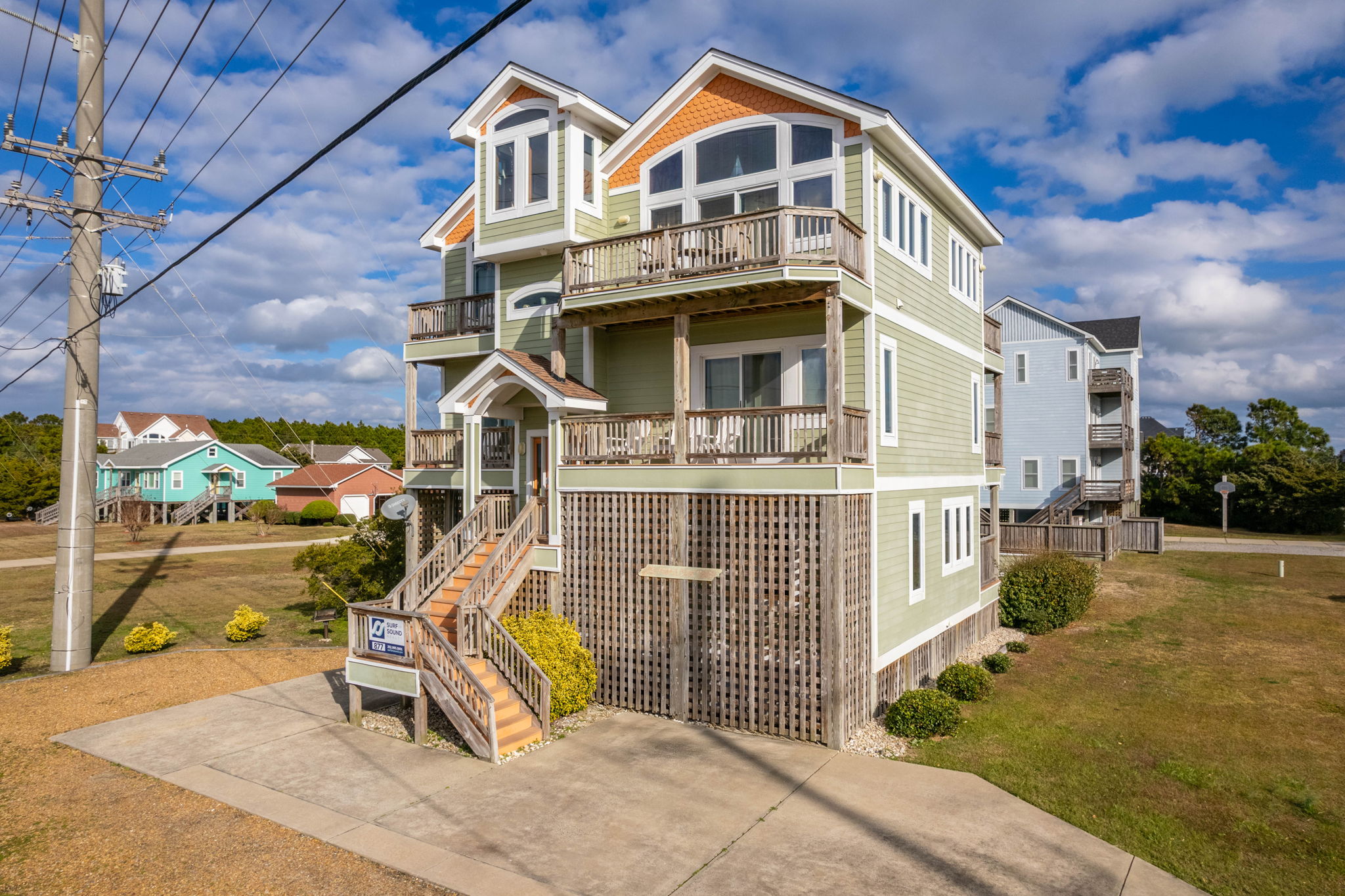 25203-Bold-Dune-Front-Exterior-V2