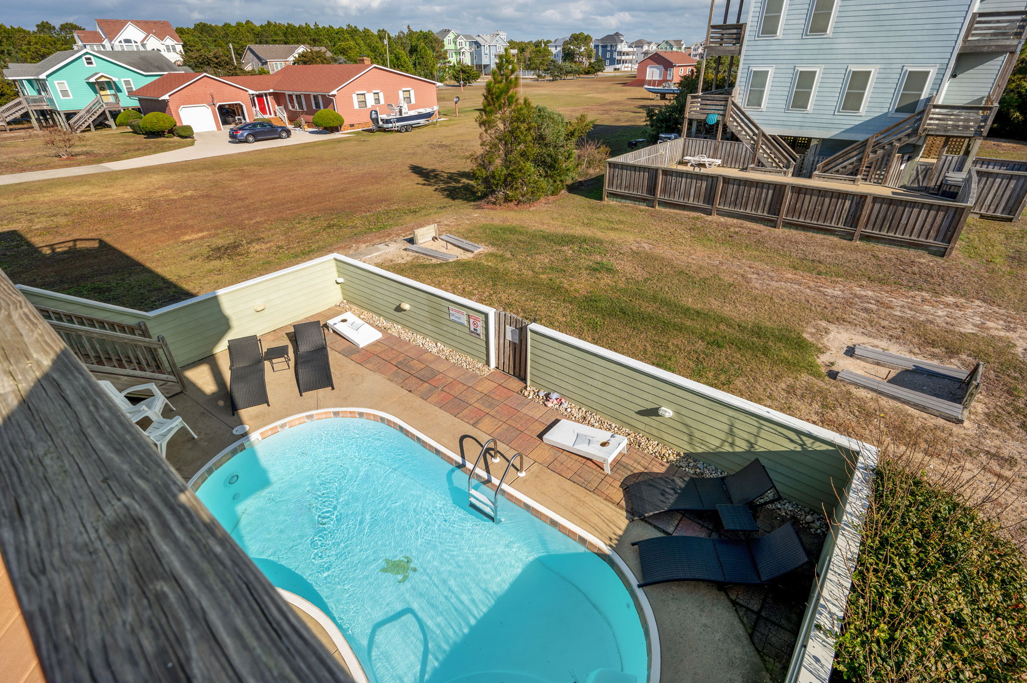 25203-Bold-Dune-ML-BR2-Deck-Access-View