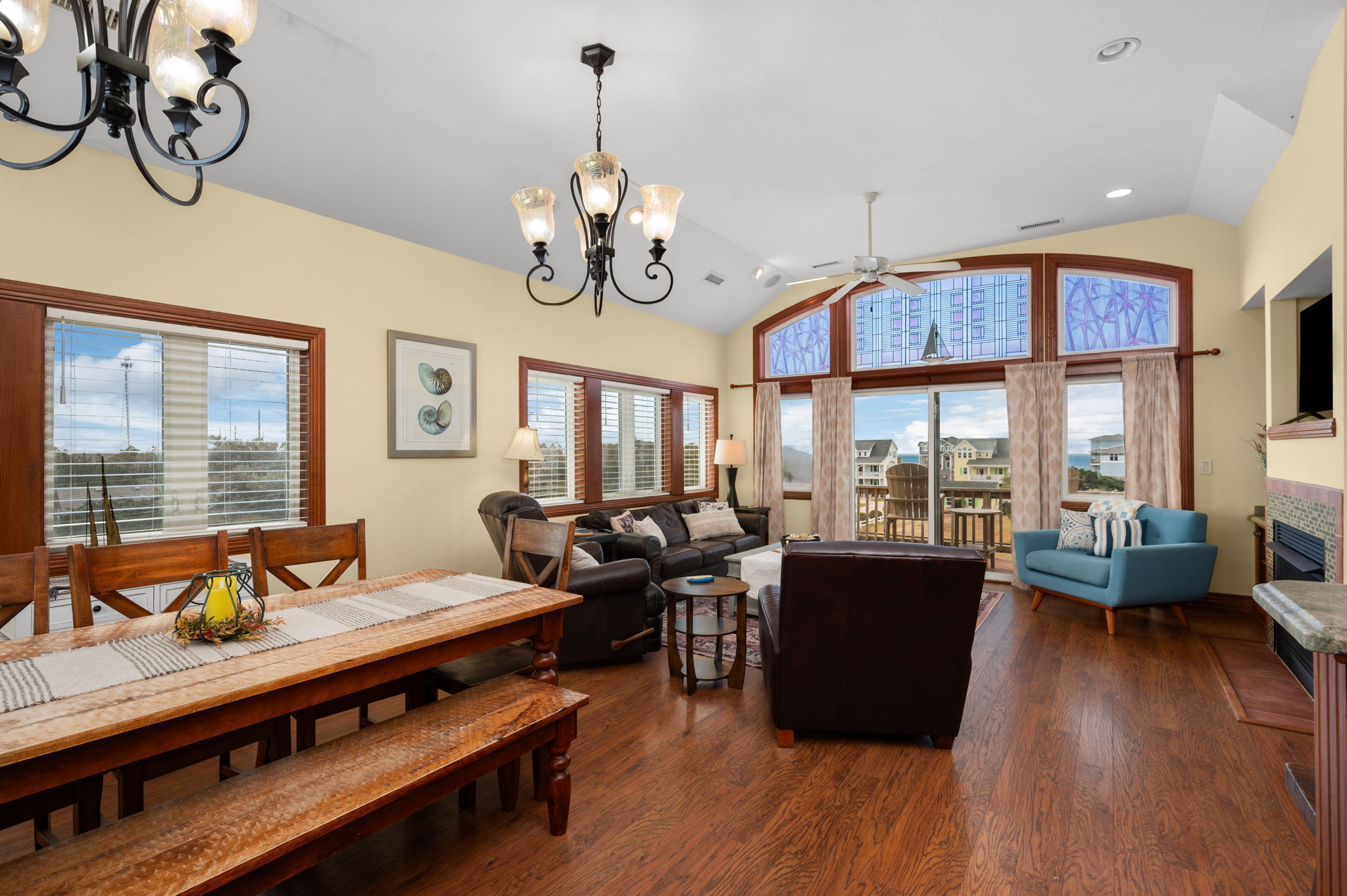 25203-Bold-Dune-TL-Dining-V2