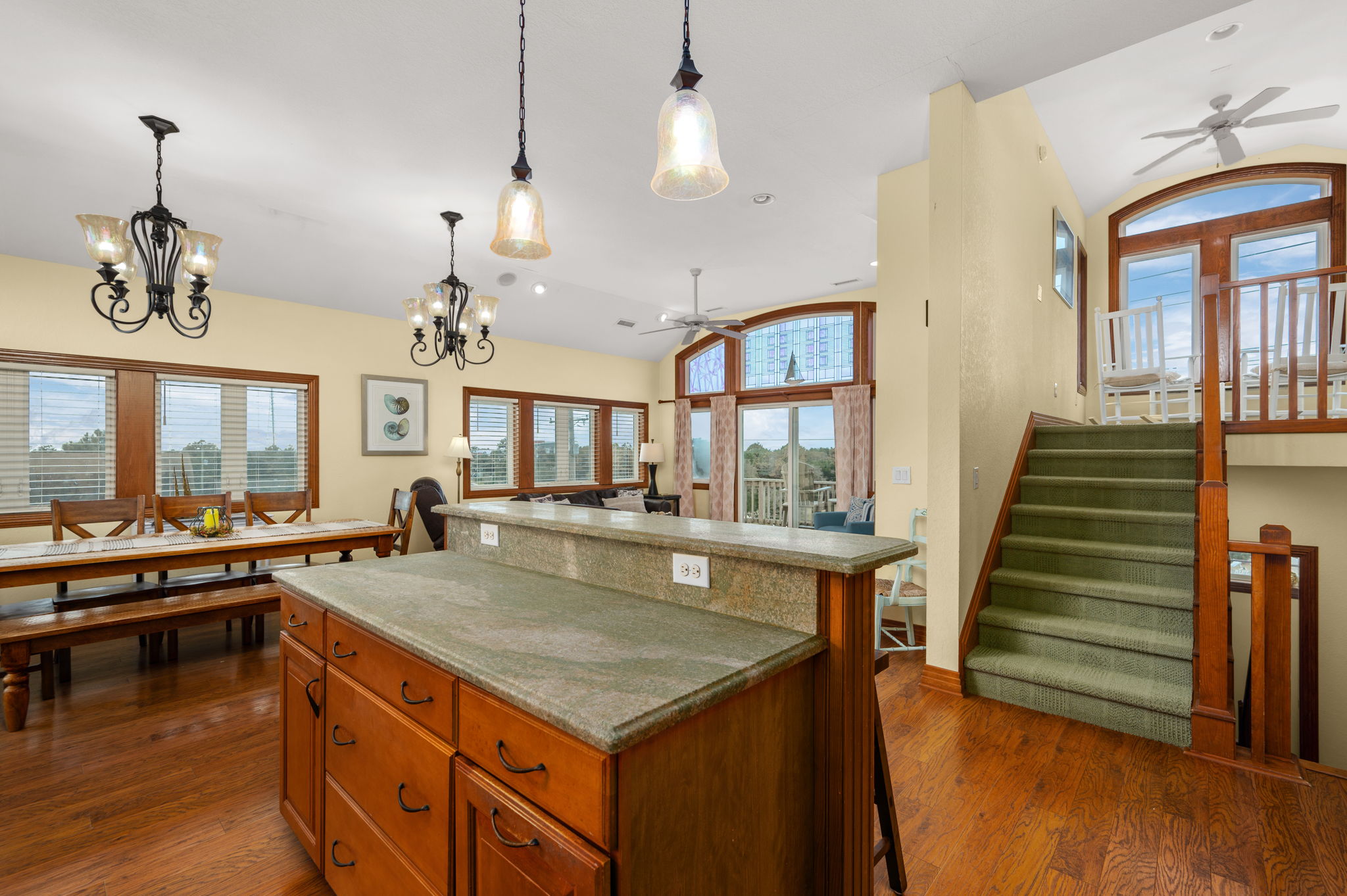 25203-Bold-Dune-TL-Kitchen-V7