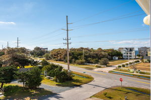 25203-Bold-Dune-TL-Rear-Deck-View-SW