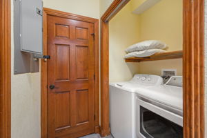 25203-Bold-Dune-BL-Laundry