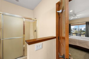 25203-Bold-Dune-ML-BR1-Private-Bath-V2