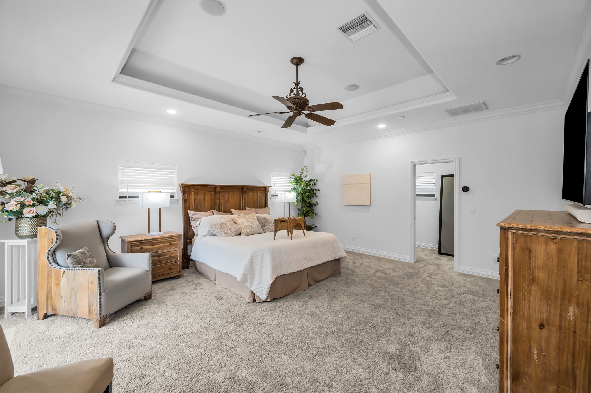 Upper Level Primary Bedroom1a