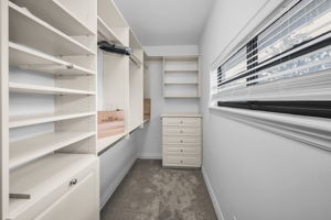 Upper Level Primary Bedroom Walk-in Closet2