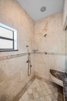 Upper Level Primary Bathroom1c