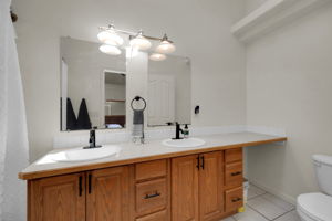  Photo 31