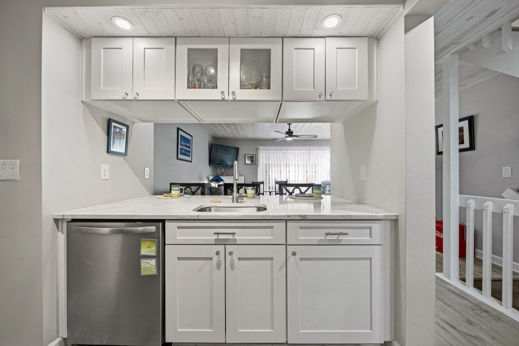 DJ.B. - 2522 Dahlia Way 60C, Columbus-11